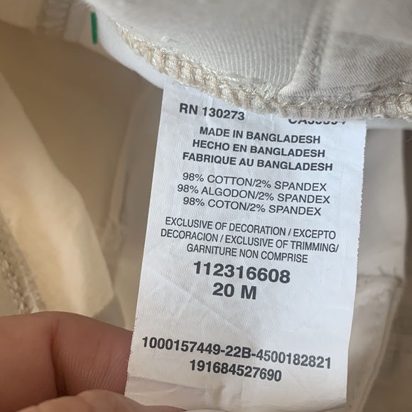 Lee® Women's Mid Rise Comfort Waist Cargo Short Size 20M - Picture 10 of 11